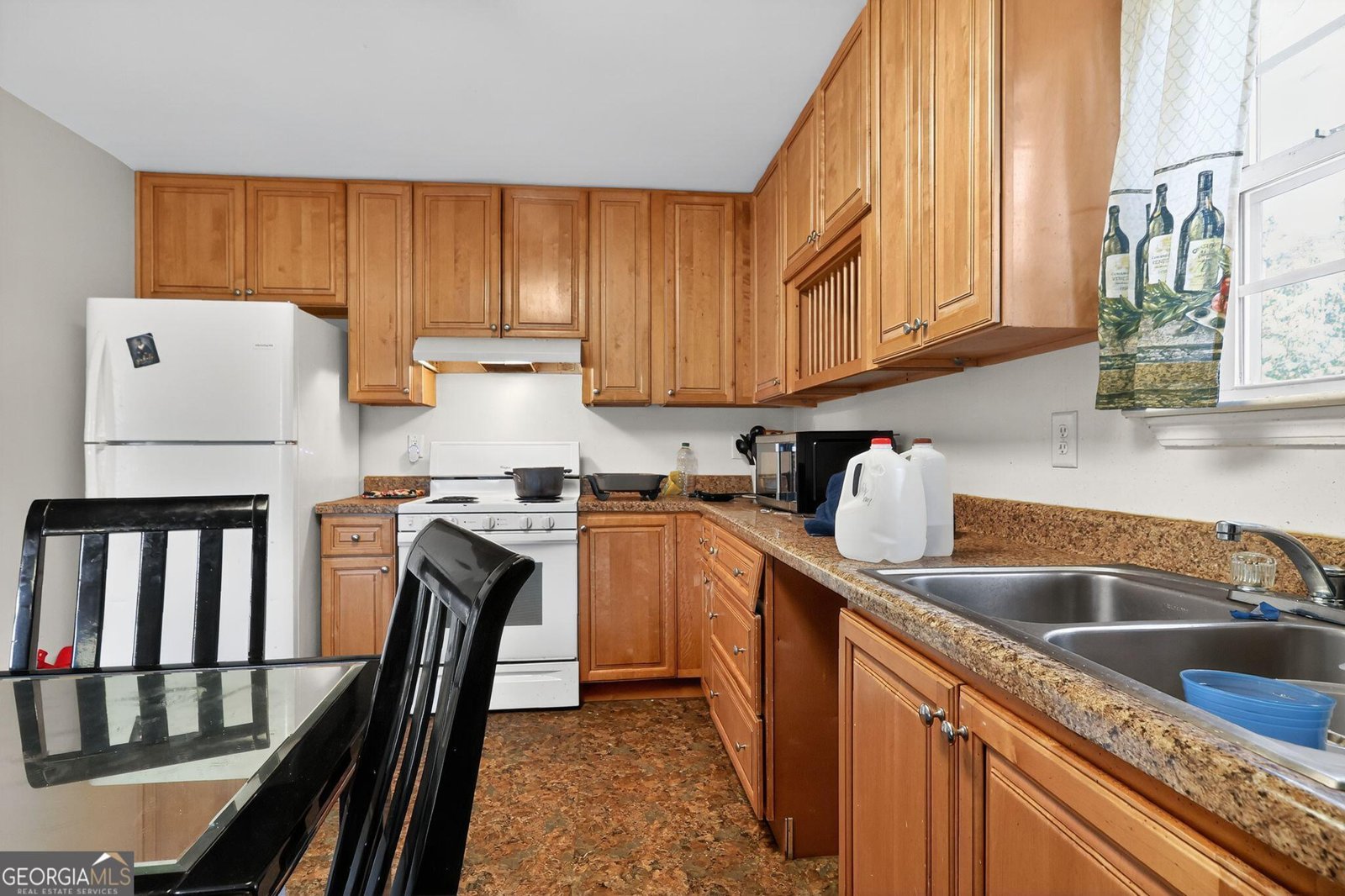 563 Carmen Place Macon - 4