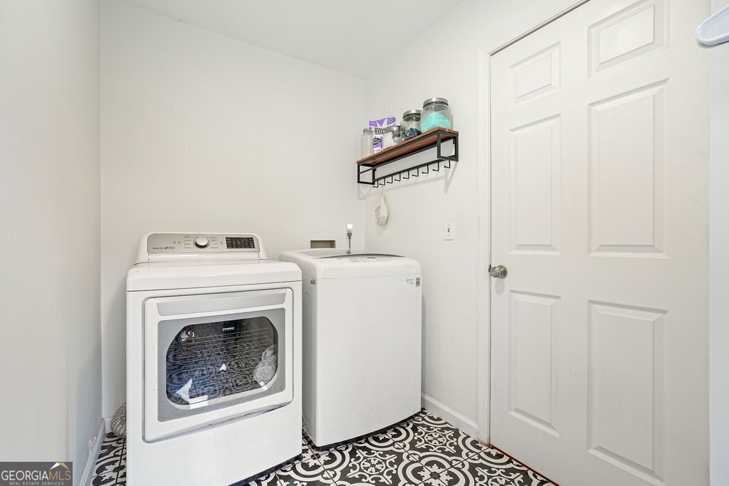 1514 Mosswood Lane Woodstock - 25