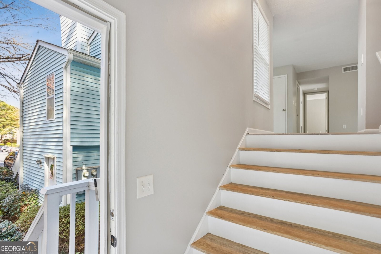 408 Glenleaf Drive Peachtree Corners - 2