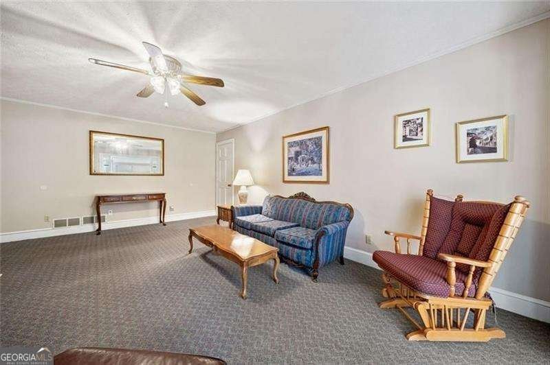 551 Duke Drive Marietta - 10