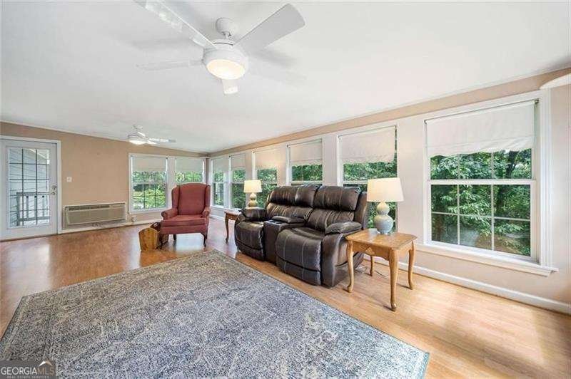 551 Duke Drive Marietta - 11