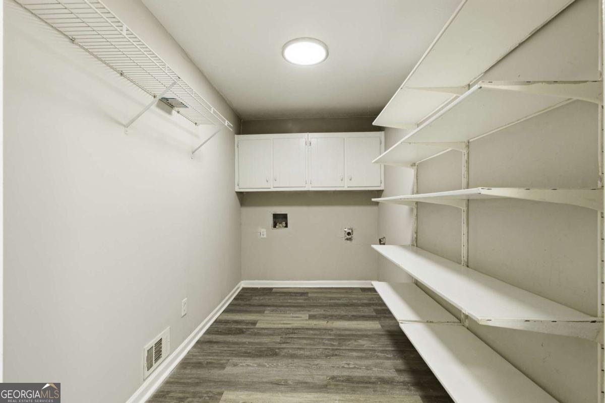 127 Old Rosser Rd Lilburn - 11