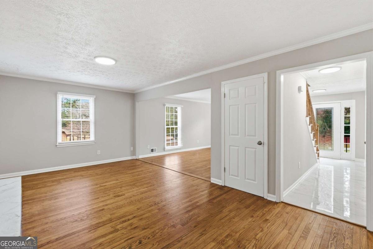 127 Old Rosser Rd Lilburn - 7