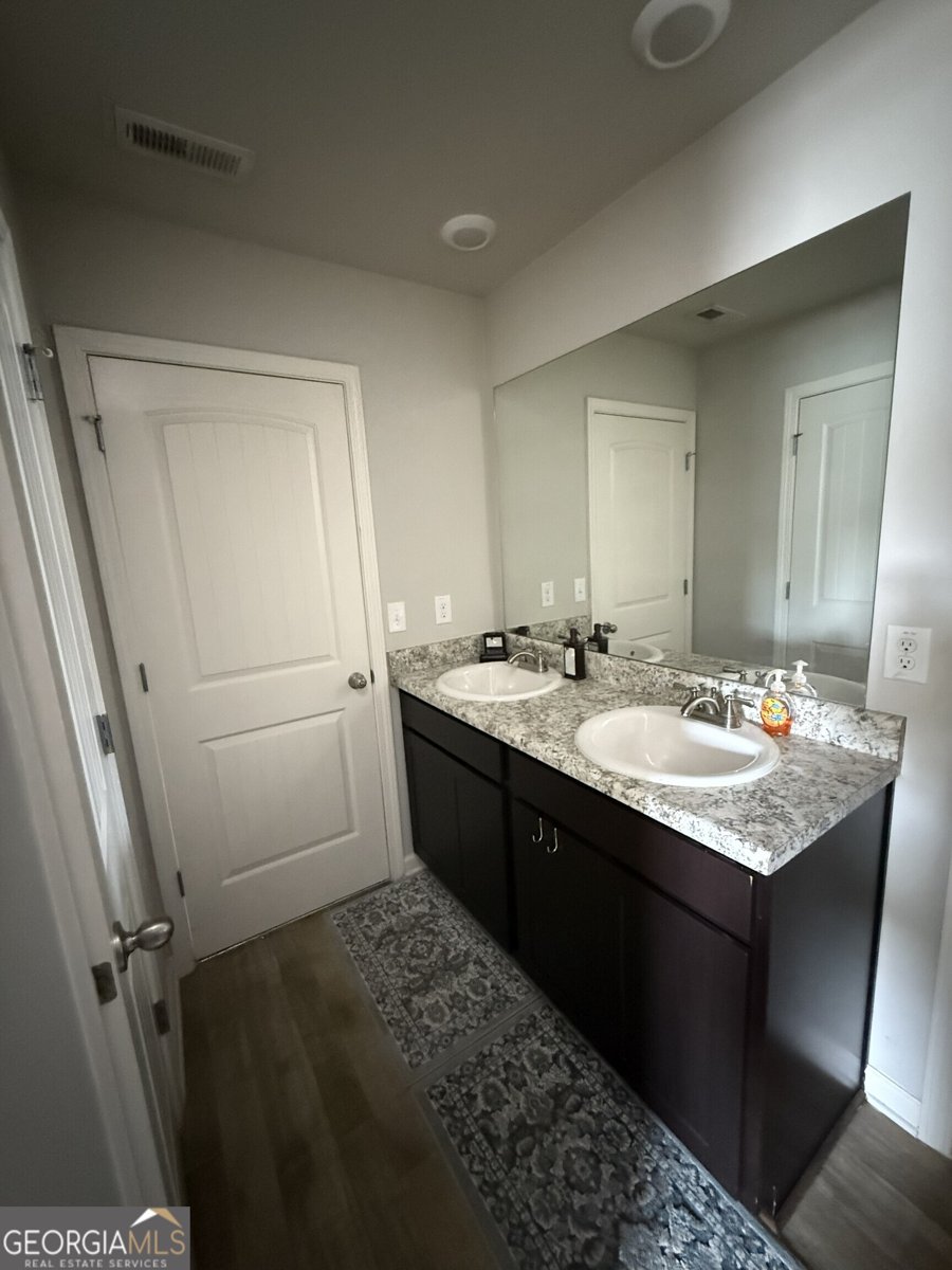 442 Toronto Circle Hampton - 18