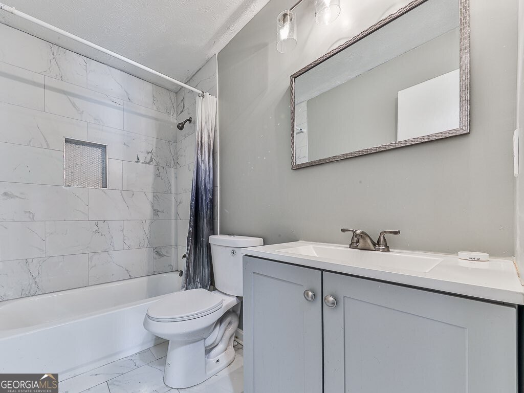 6266 Auburn Drive Riverdale - 22