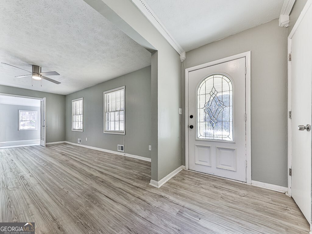 6266 Auburn Drive Riverdale - 3