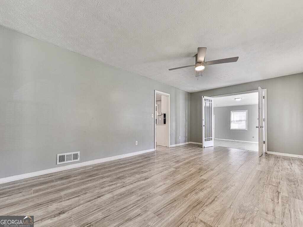 6266 Auburn Drive Riverdale - 6