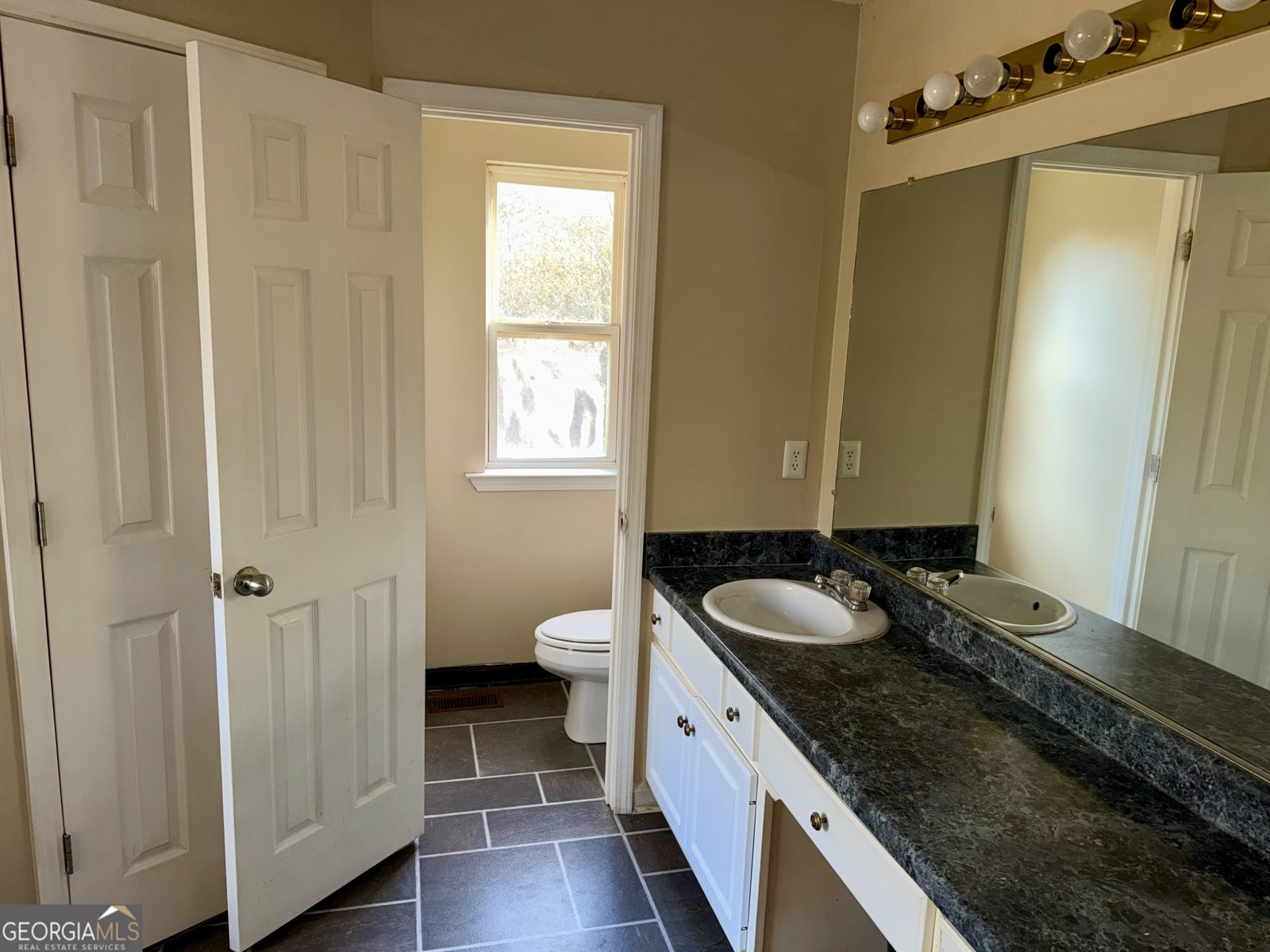 6523 Elberton Highway Dewy Rose - 18