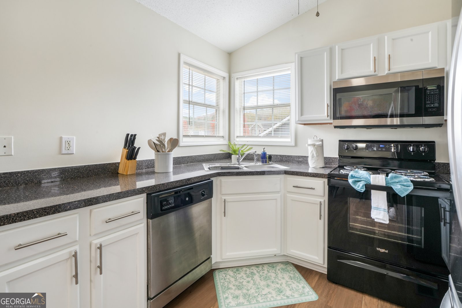 302 Staci Lane Rockmart - 27