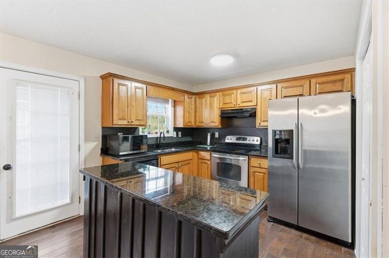 127 PRINCE ALBERT Court Calhoun - 2