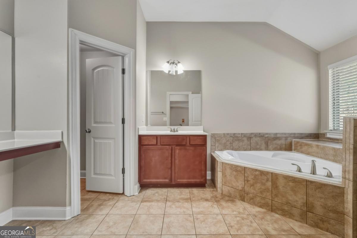 2416 Loughridge Drive Buford - 25