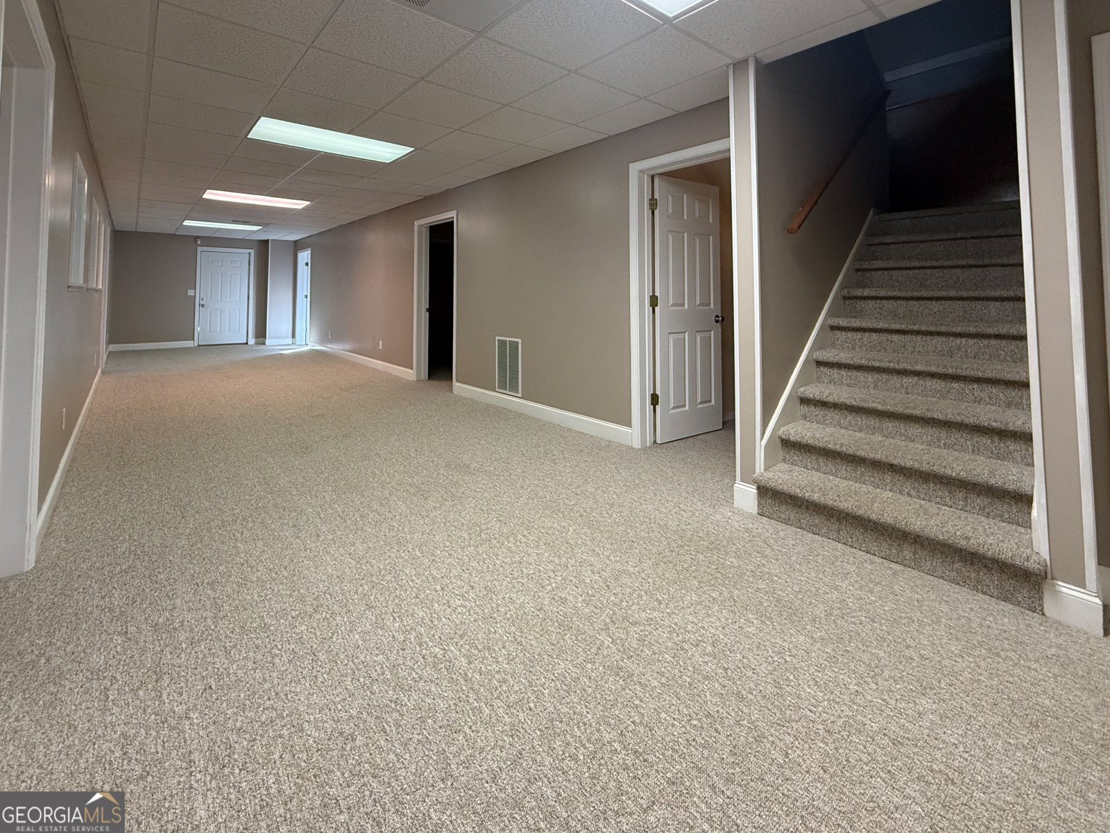 401 Pointe Willow Drive Cleveland - 23