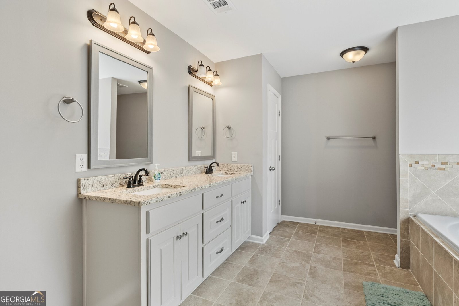 1612 Dennis Smith Road Pine Mountain - 2