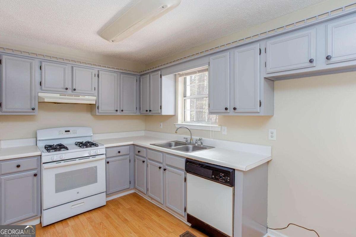 235 Peach Crossing Drive Dallas - 17