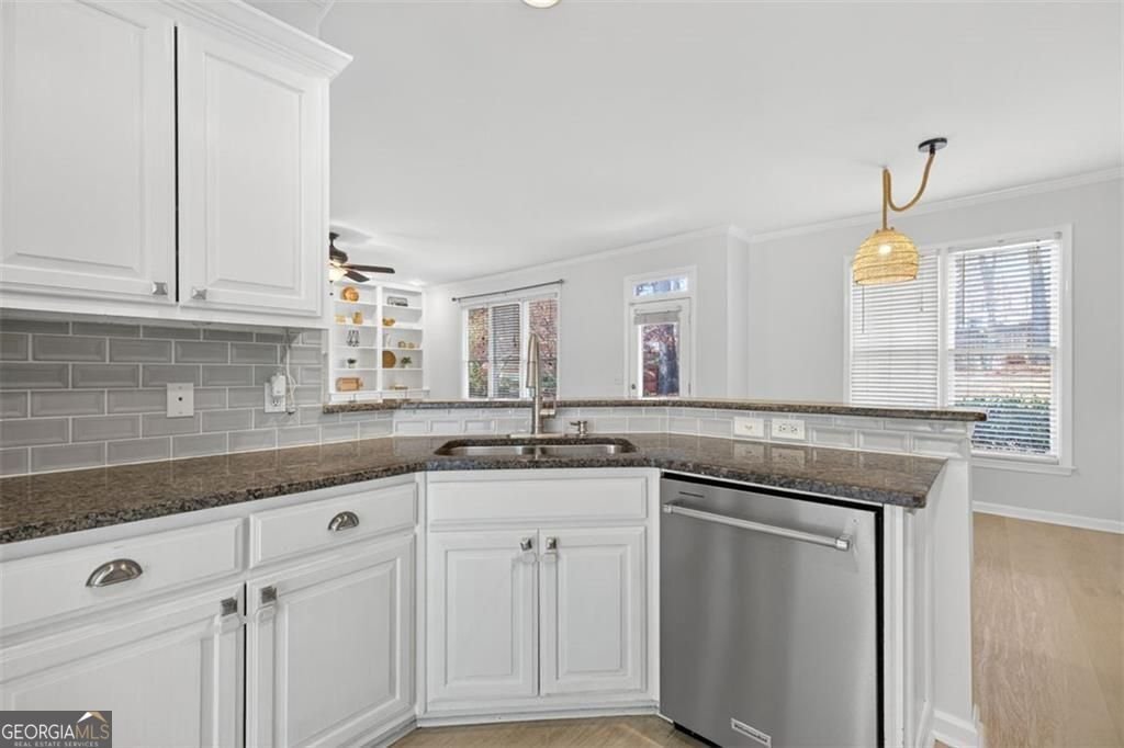 2592 White Aster Lane Dacula - 17