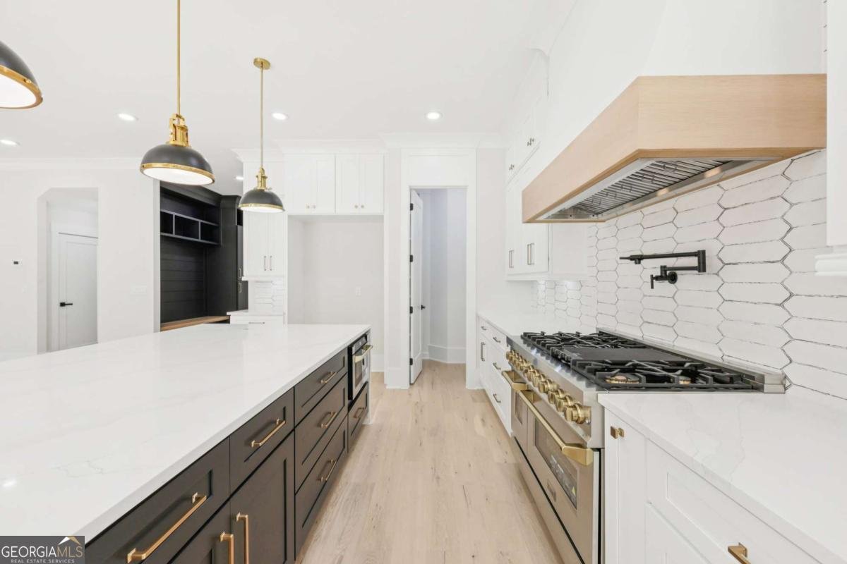 3207 Bold Springs Road Dacula - 29