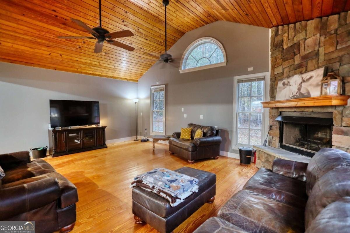 225 Ewing Drive Social Circle - 36