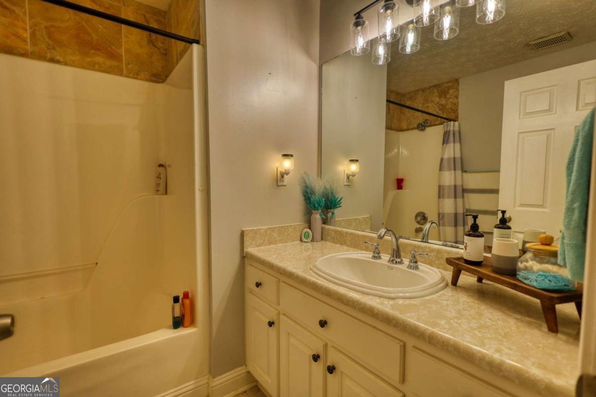 225 Ewing Drive Social Circle - 40