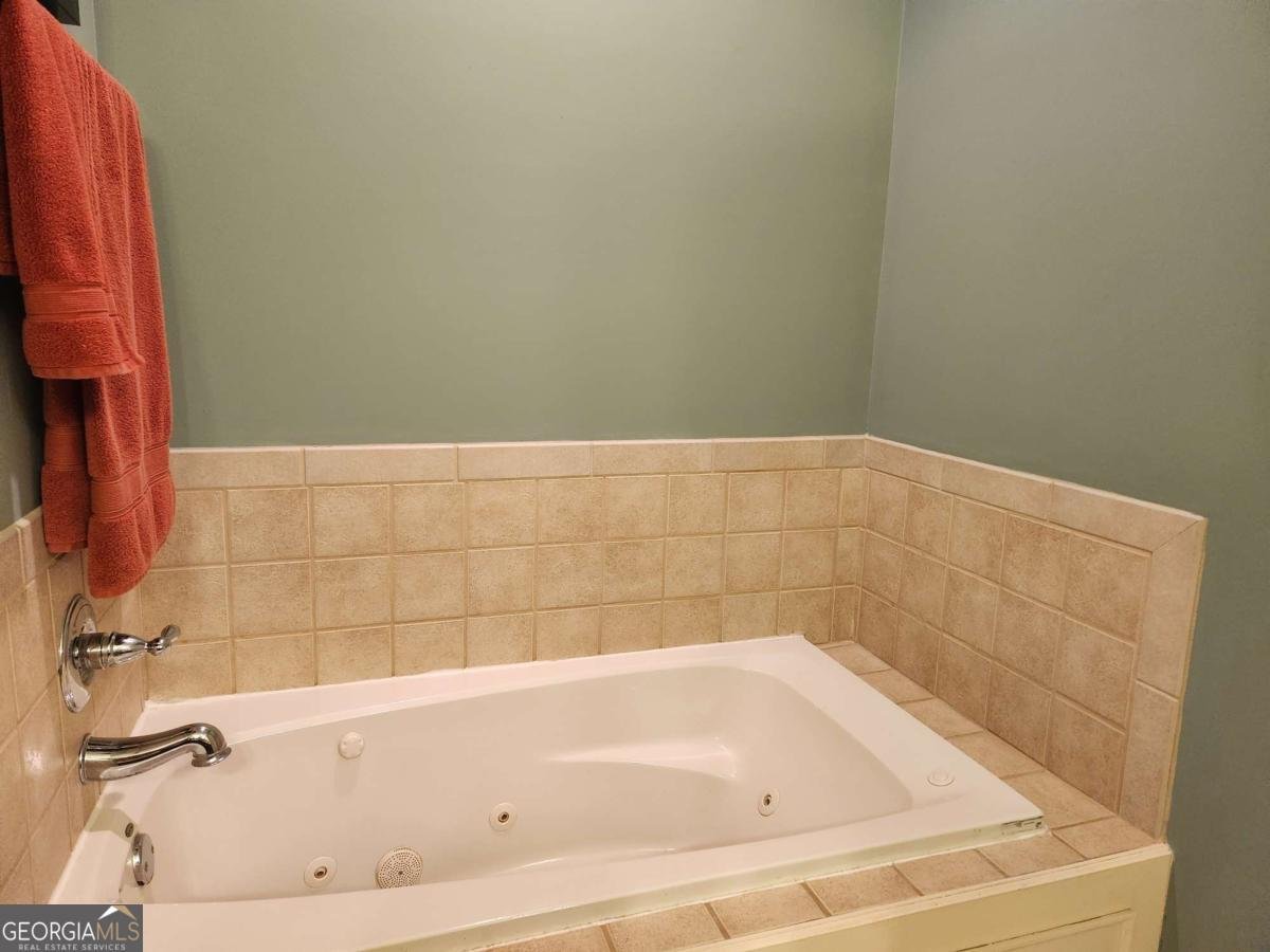 85 SUMMIT CANYON Road Dahlonega - 24