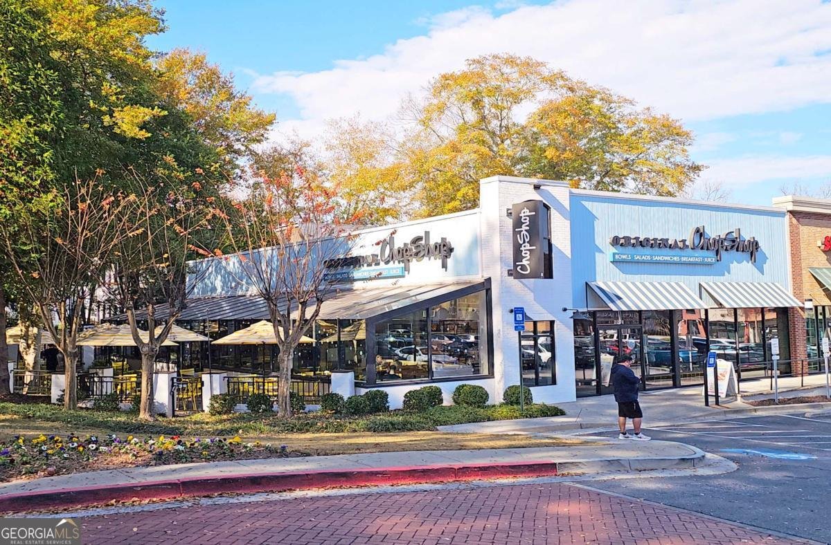 136 Peachtree Memorial Drive Atlanta - 27