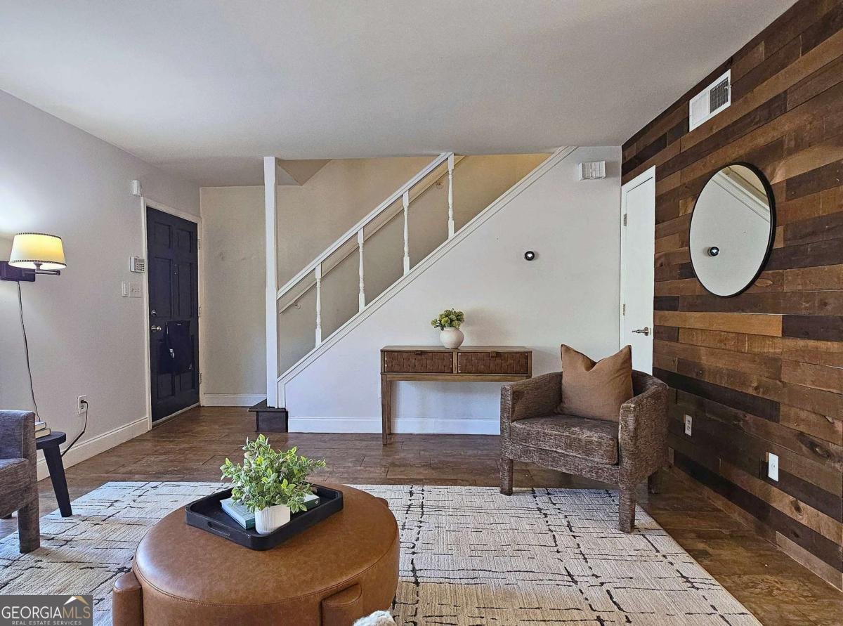 136 Peachtree Memorial Drive Atlanta - 3