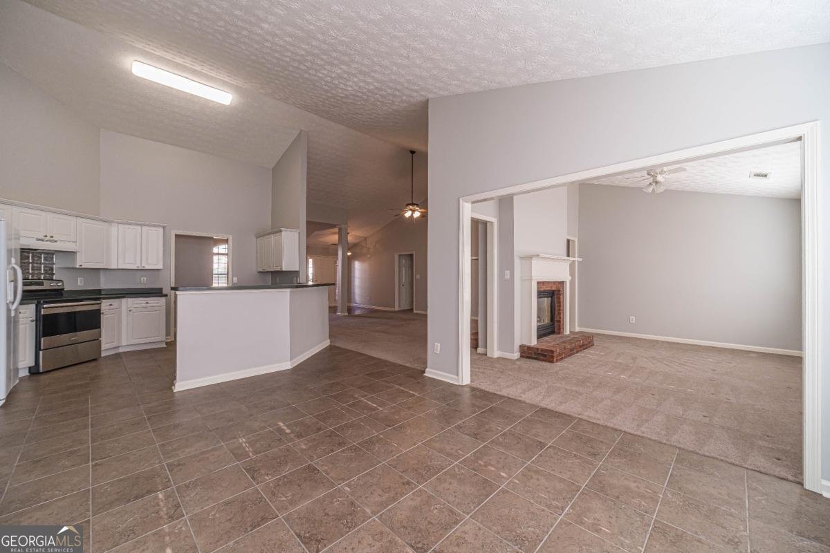 2717 Links Overlook Drive Dacula - 6