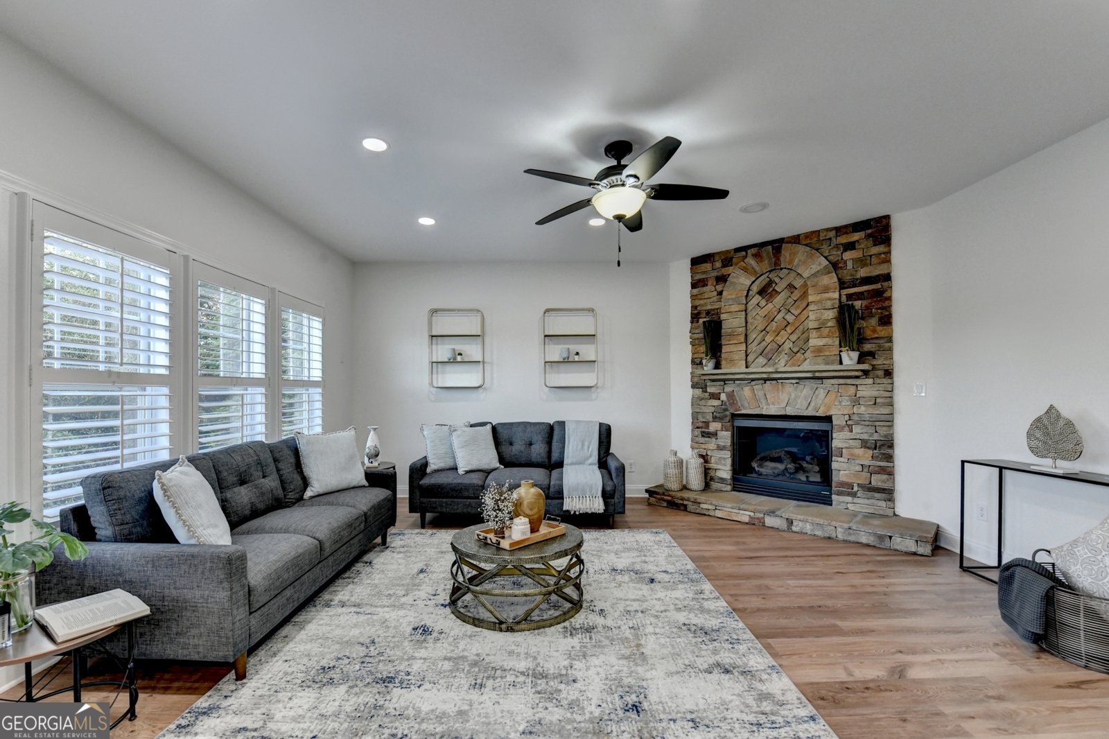 4495 HEDGEWOOD Drive Cumming - 12