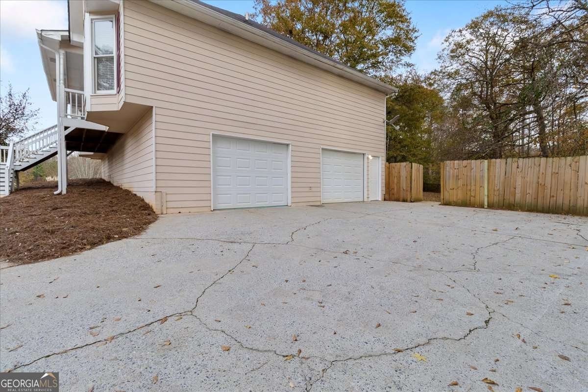 76 Yellowstone Lane Powder Springs - 4