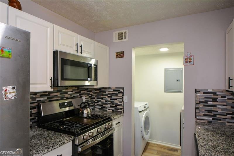 1126 Mainstreet Valley Drive Stone Mountain - 15