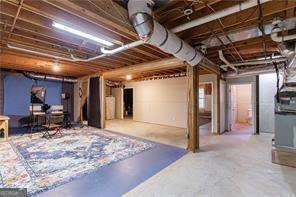 2618 Gladstone Terrace Woodstock - 26