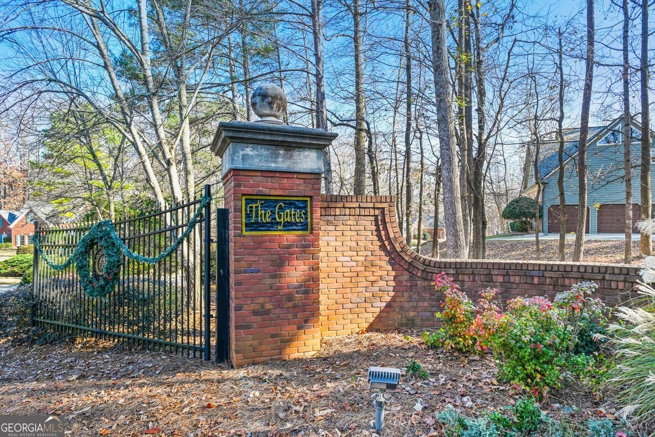 1525 HABERSHAM Place Cumming - 11