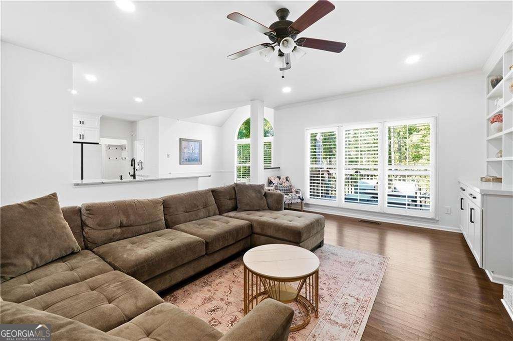 250 Rose Meadow Lane Alpharetta - 14