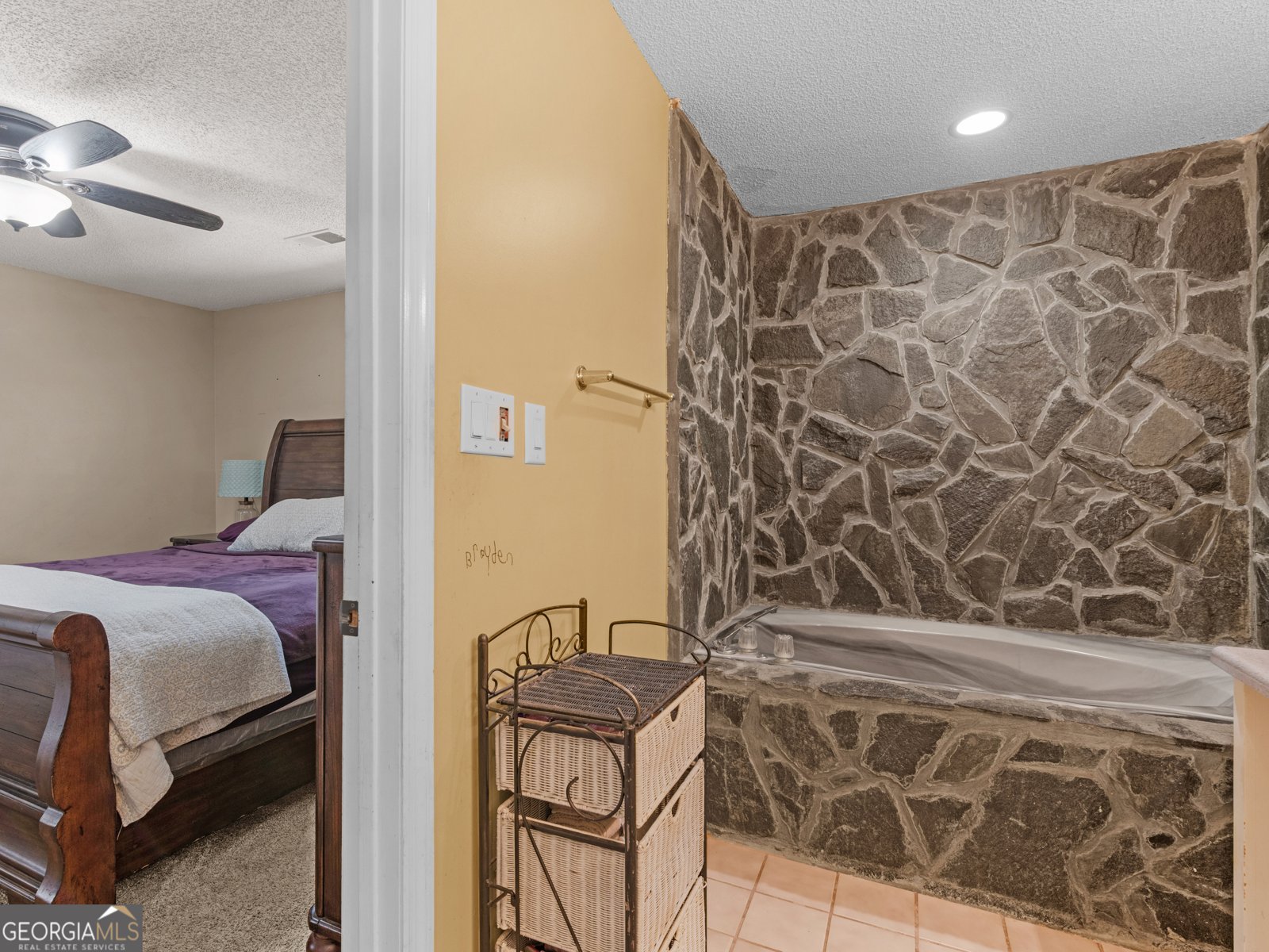 4939 Highway 19 Zebulon - 28