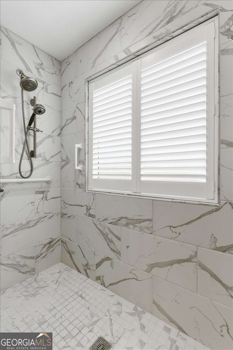 125 Governor Lane Temple - 35