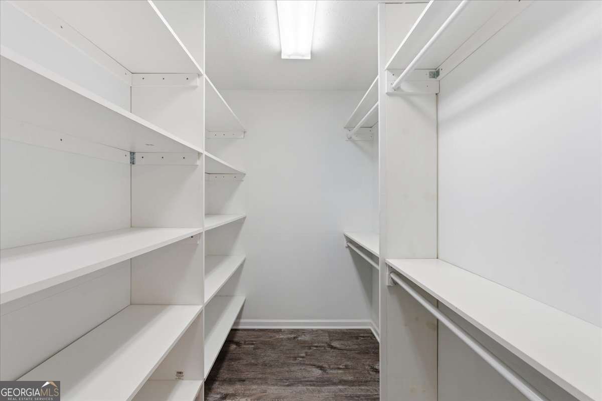 125 Governor Lane Temple - 36