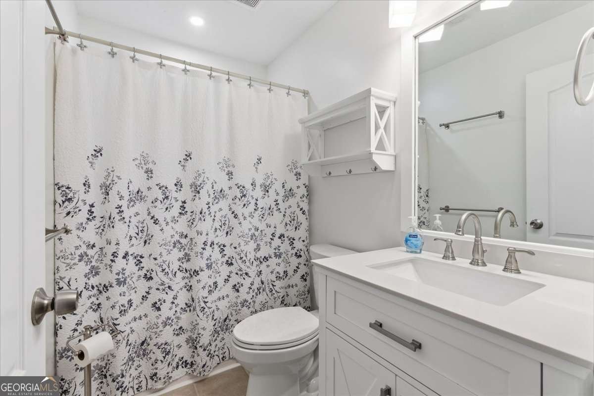 125 Governor Lane Temple - 39