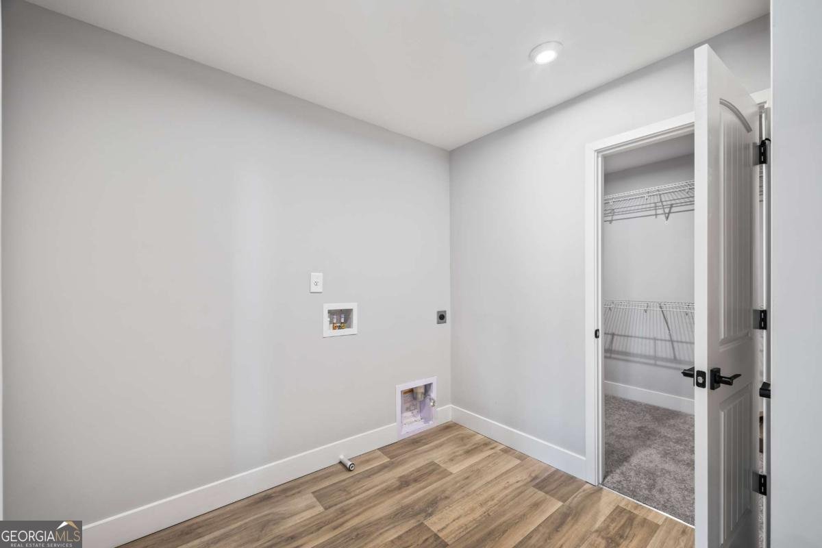 72 Clear Lake Parkway Hoschton - 33