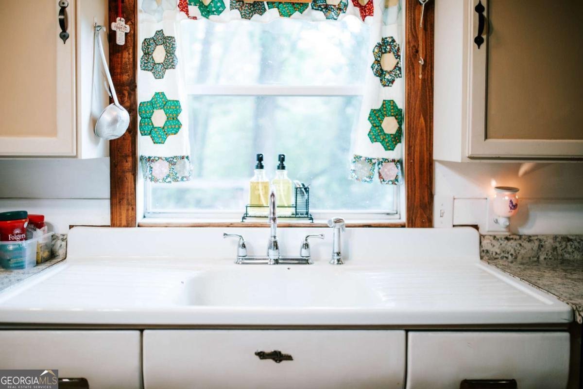 5971 Penfield Road Union Point - 10