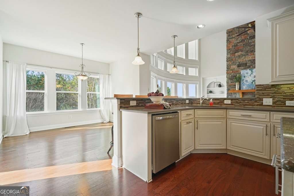 318 Heritage Overlook Woodstock - 31