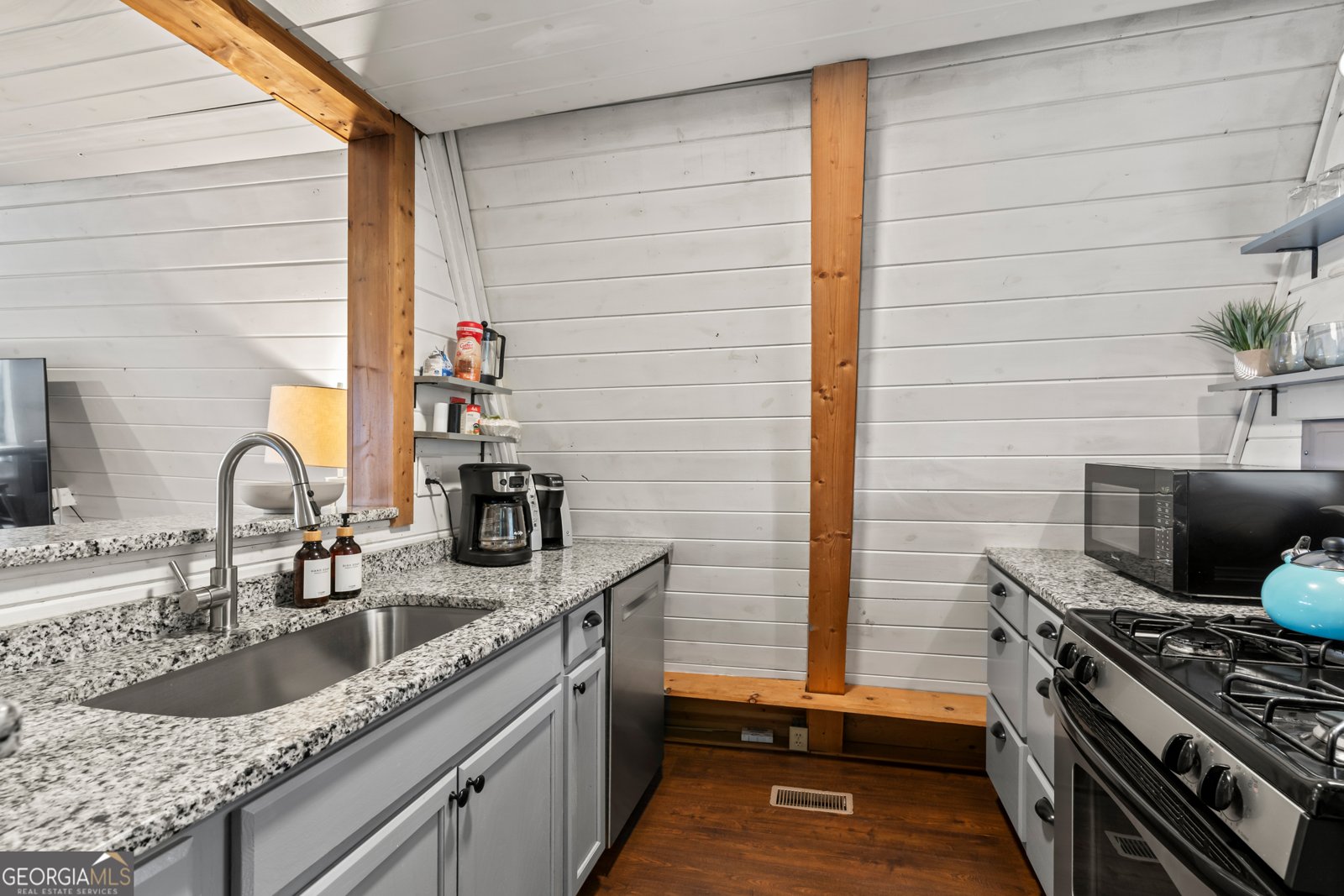 115 Barnhill Road Blairsville - 24