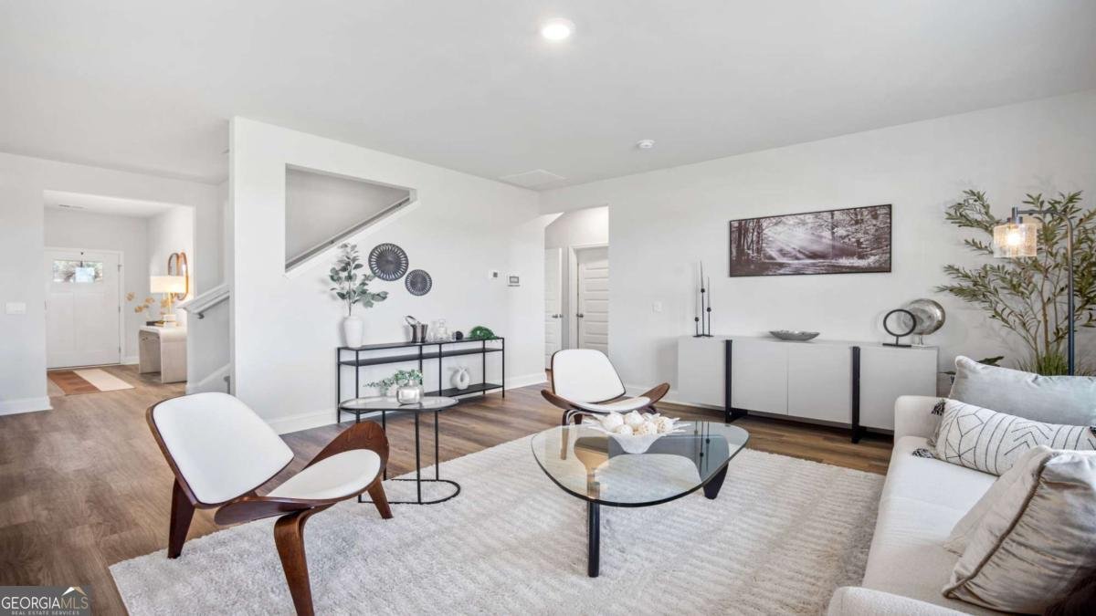 1052 Lakes Boulevard Brunswick - 17