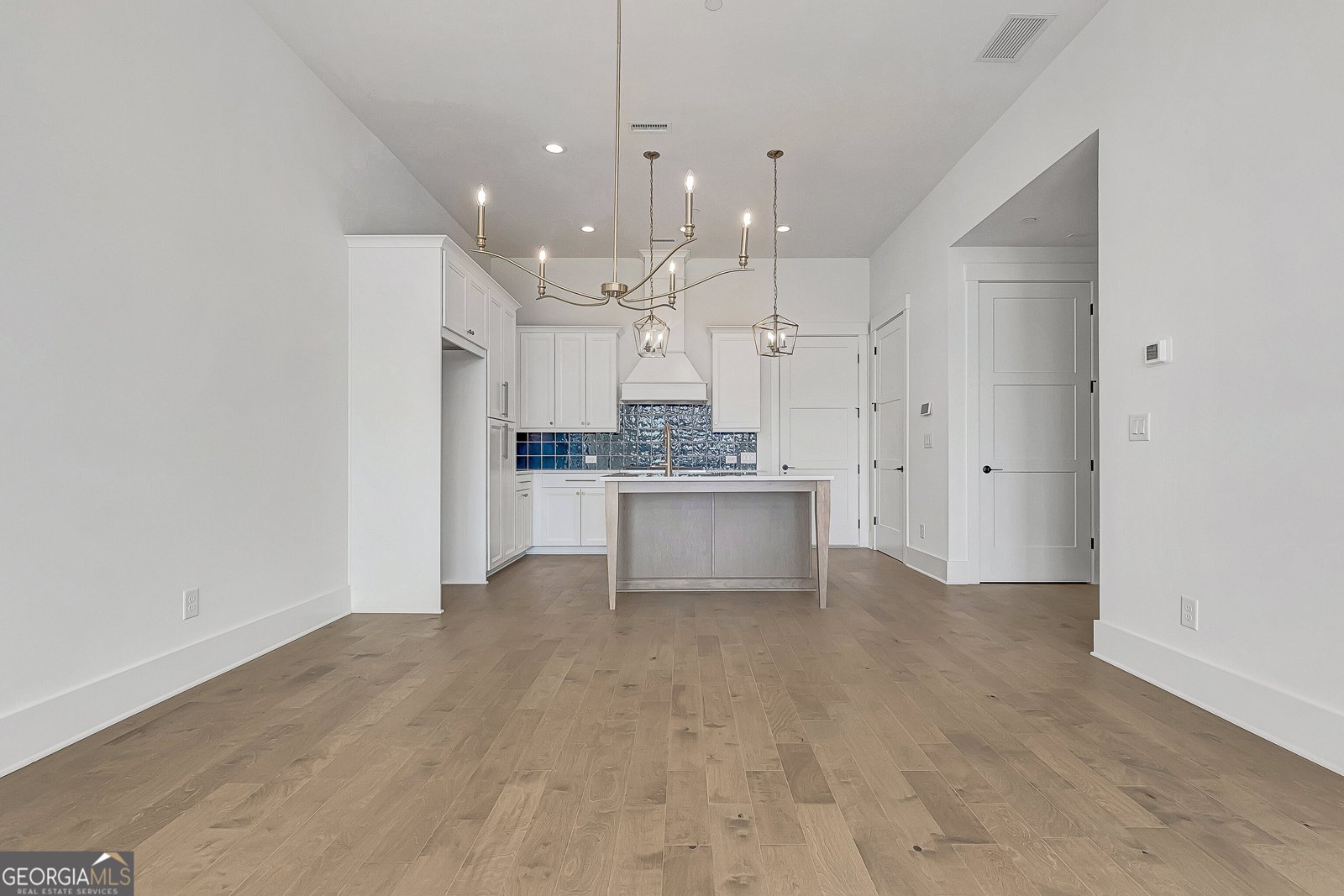 180 Rolison Way Fayetteville - 1