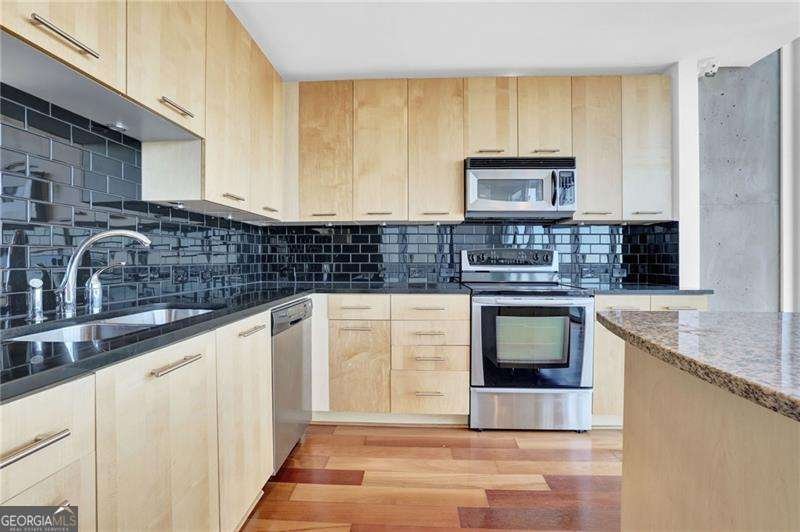 3324 Peachtree Road Atlanta - 7