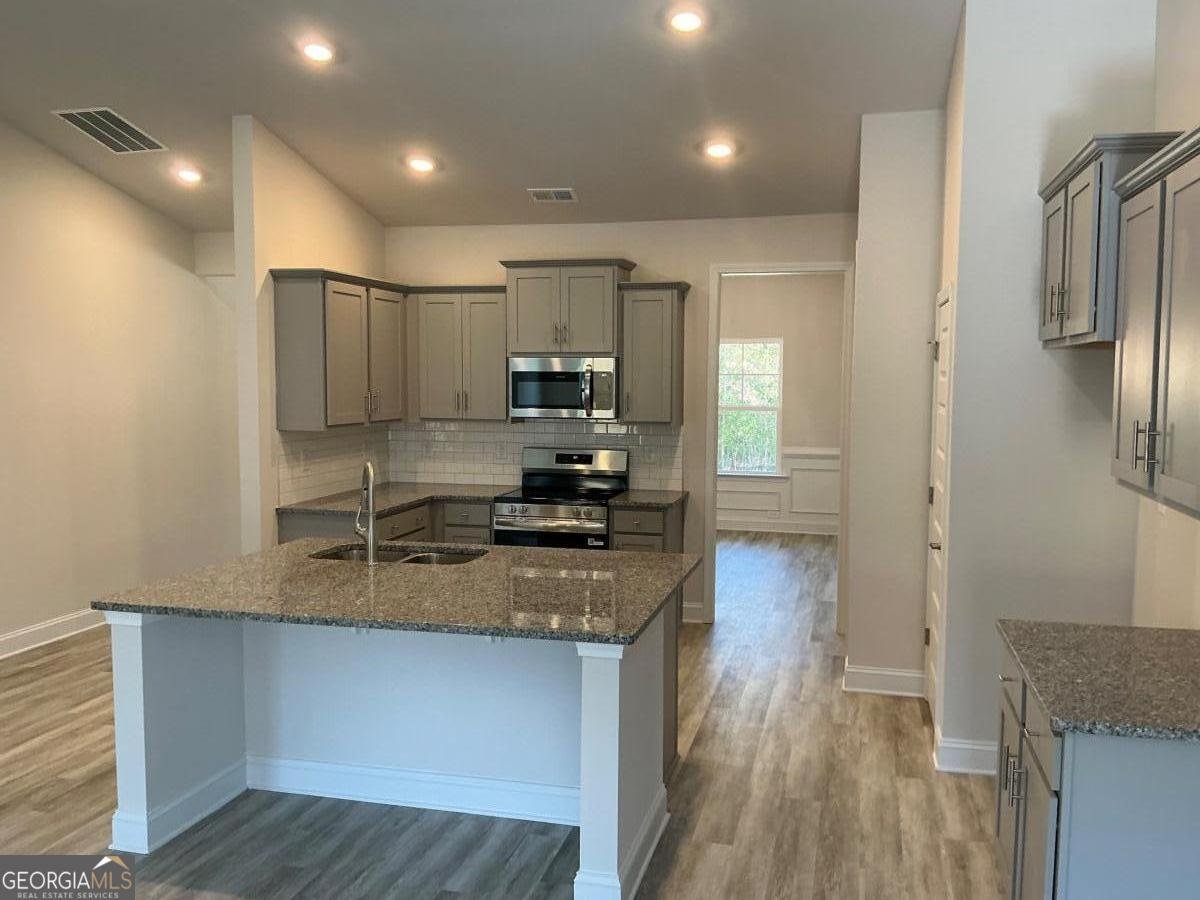 267 Eason Bowdon - 10