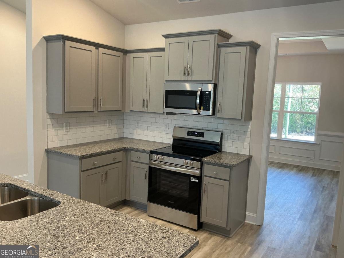 267 Eason Bowdon - 11