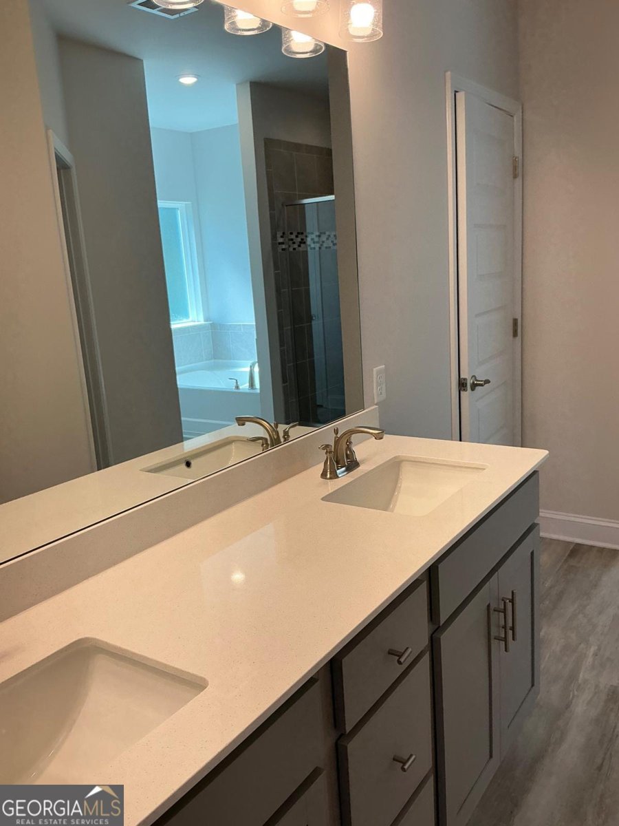 267 Eason Bowdon - 14