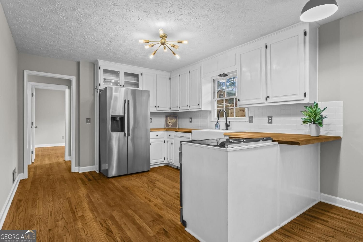 1925 Commonwealth Court Cumming - 15