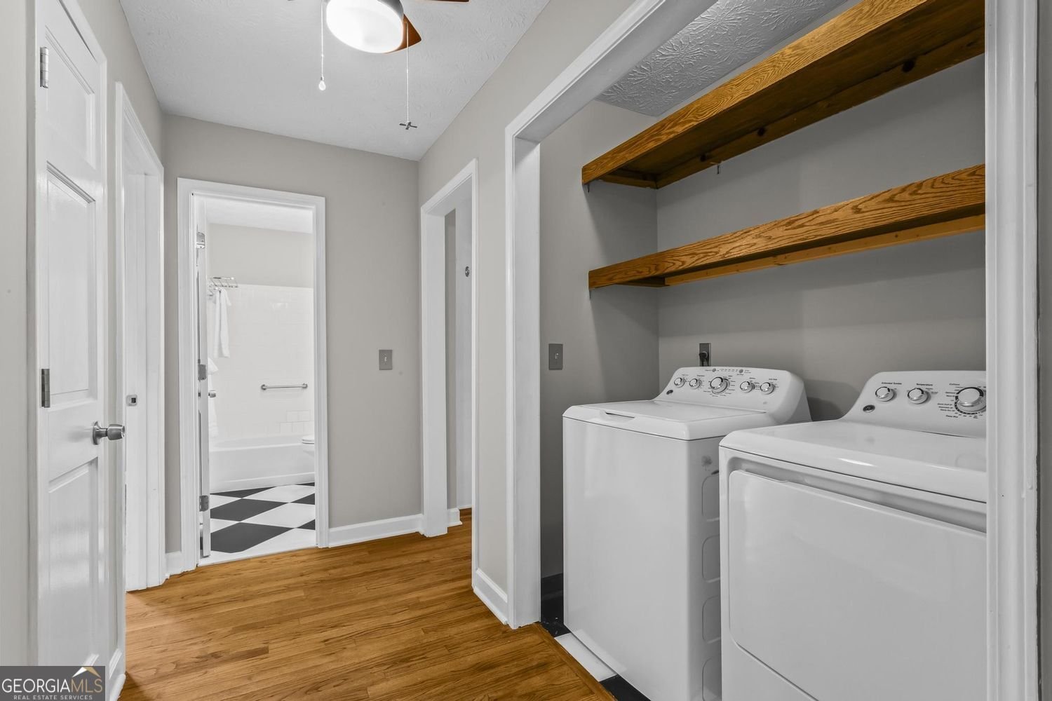 1925 Commonwealth Court Cumming - 30