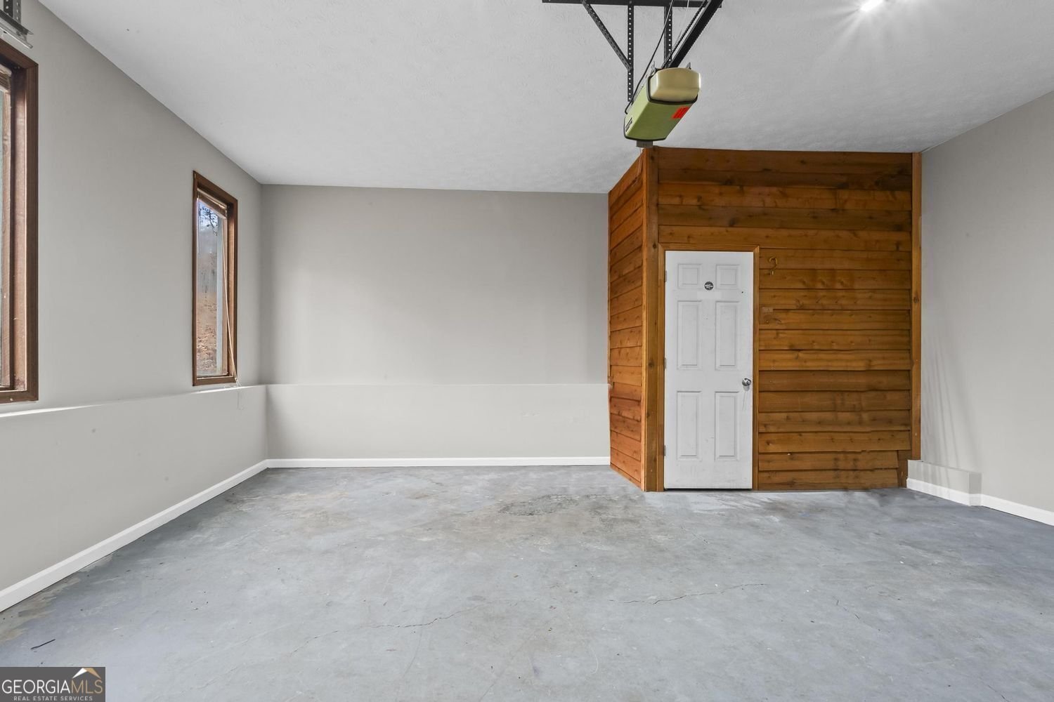 1925 Commonwealth Court Cumming - 31