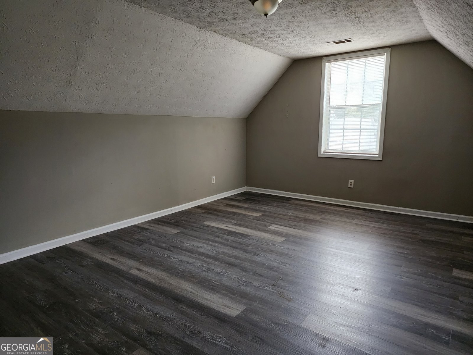 263 Northwind Drive Stockbridge - 26